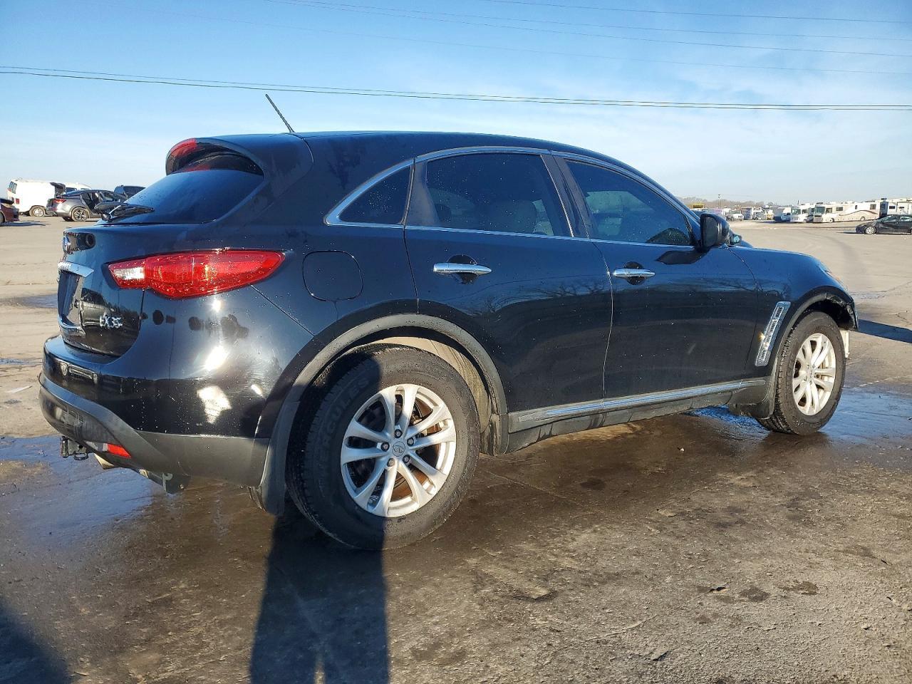 2012 INFINITI FX35