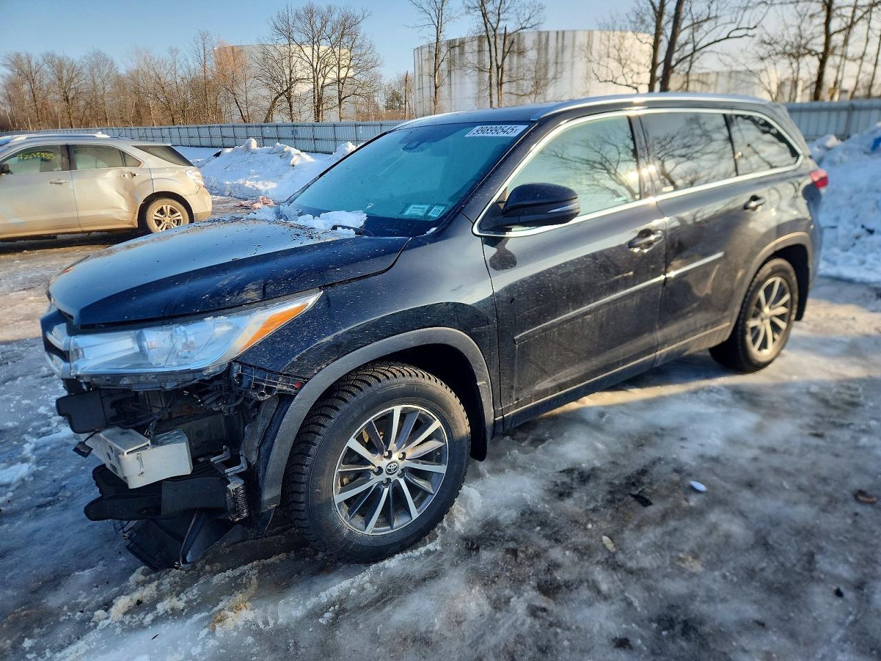 2019 TOYOTA HIGHLANDER