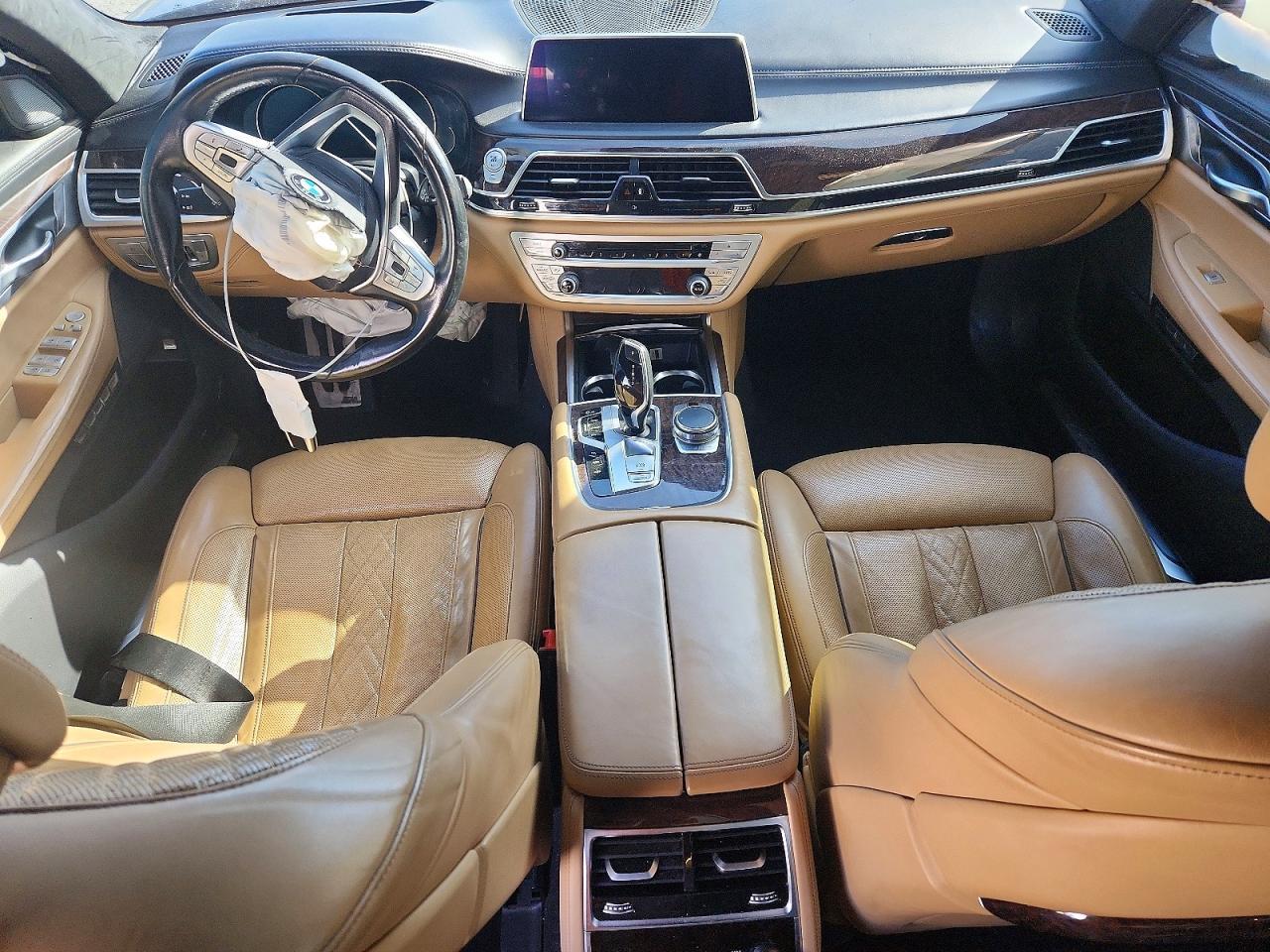 2016 BMW 7 series