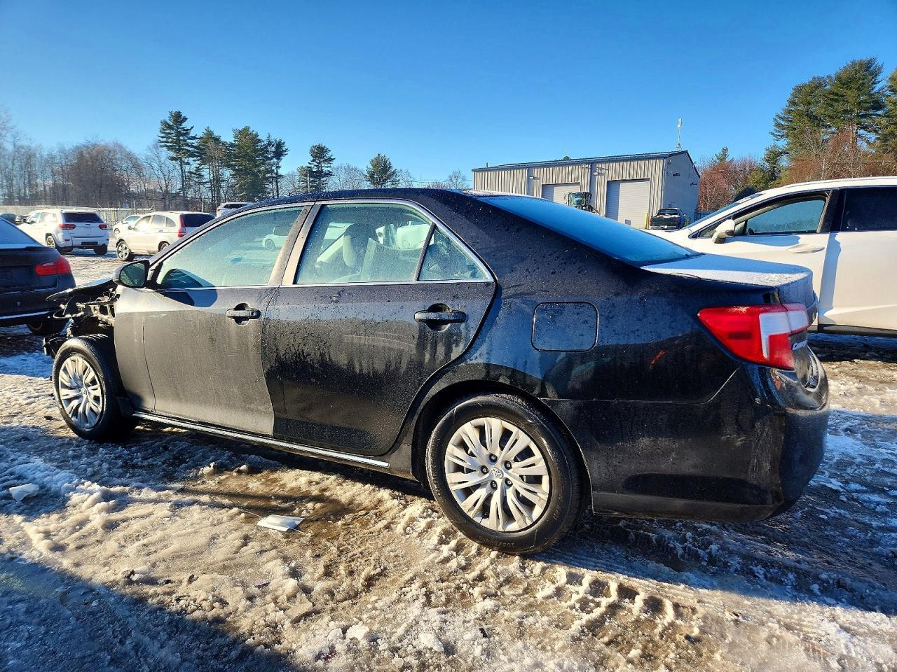 2014 TOYOTA CAMRY