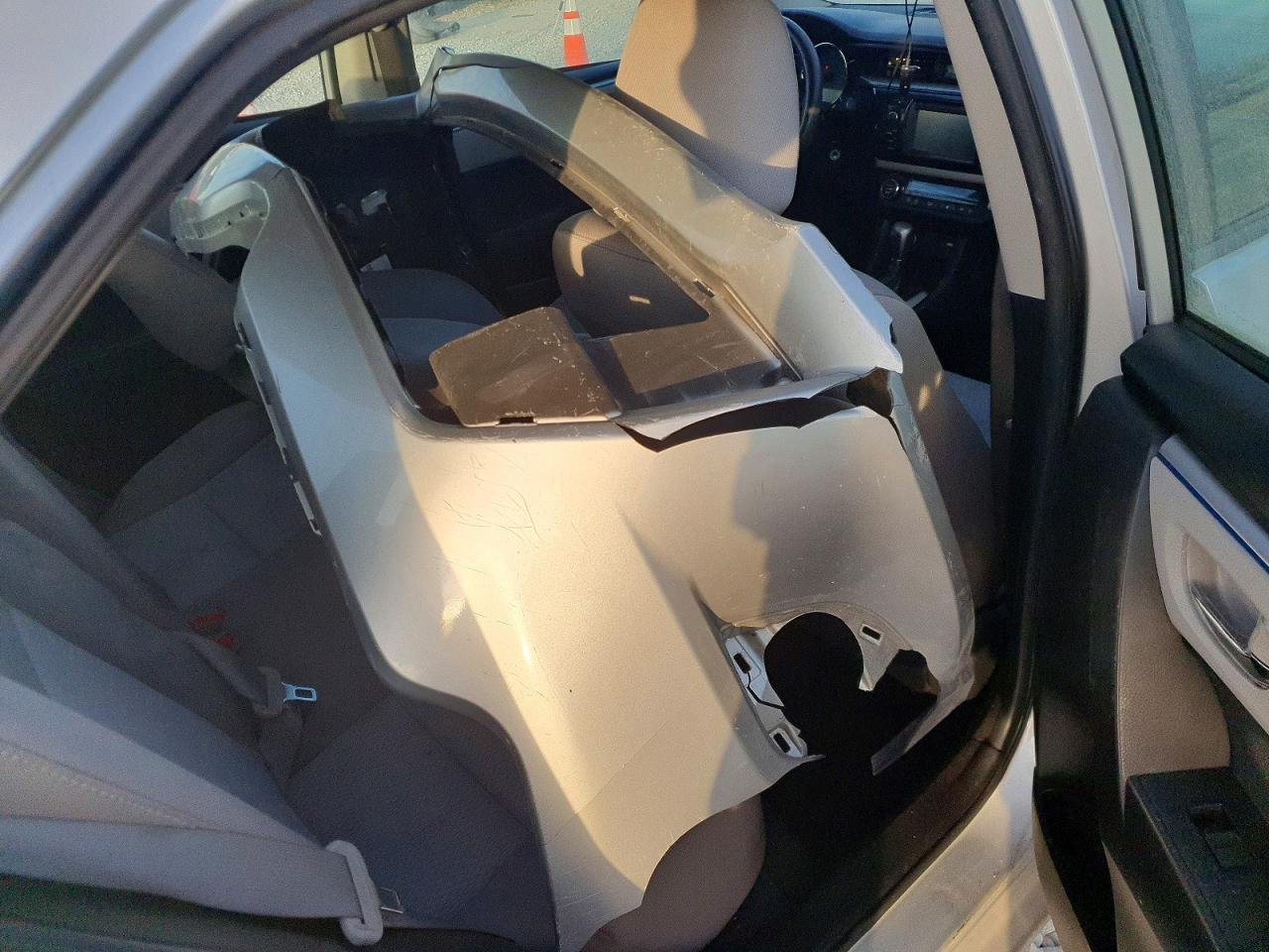 2015 TOYOTA COROLLA