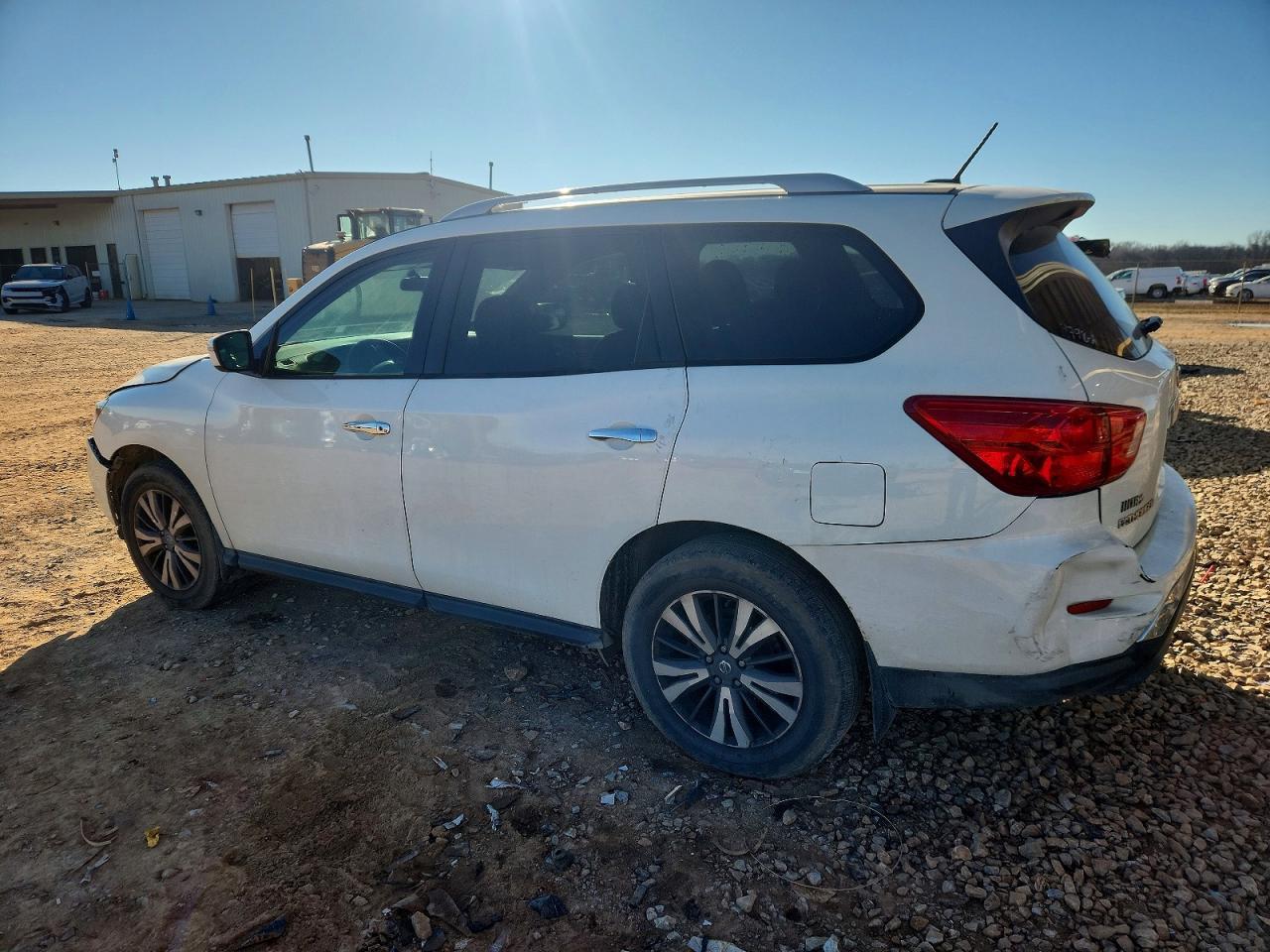 2017 NISSAN PATHFINDER