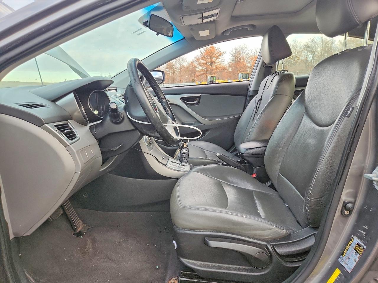 2011 HYUNDAI ELANTRA