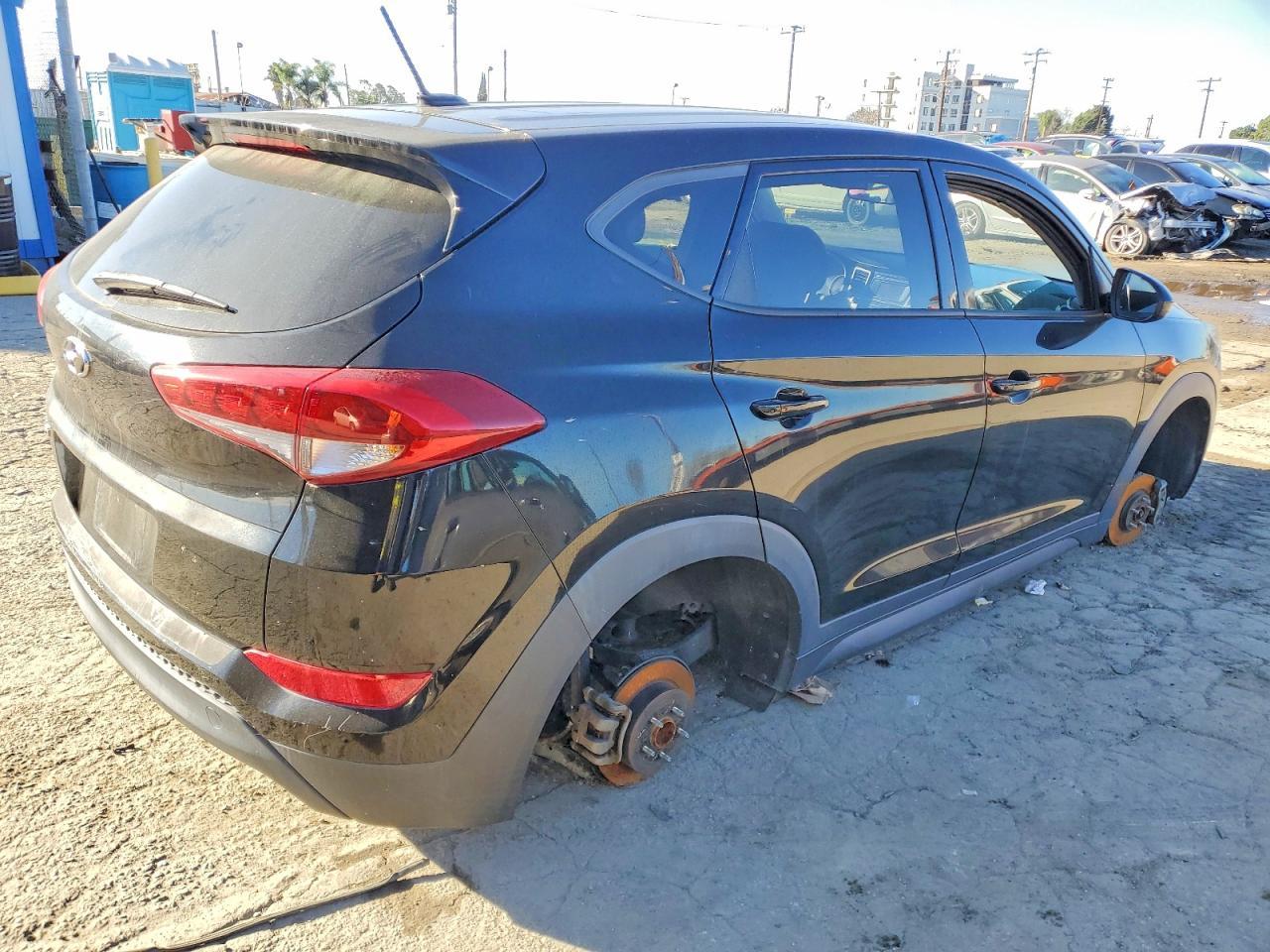 2017 HYUNDAI TUCSON