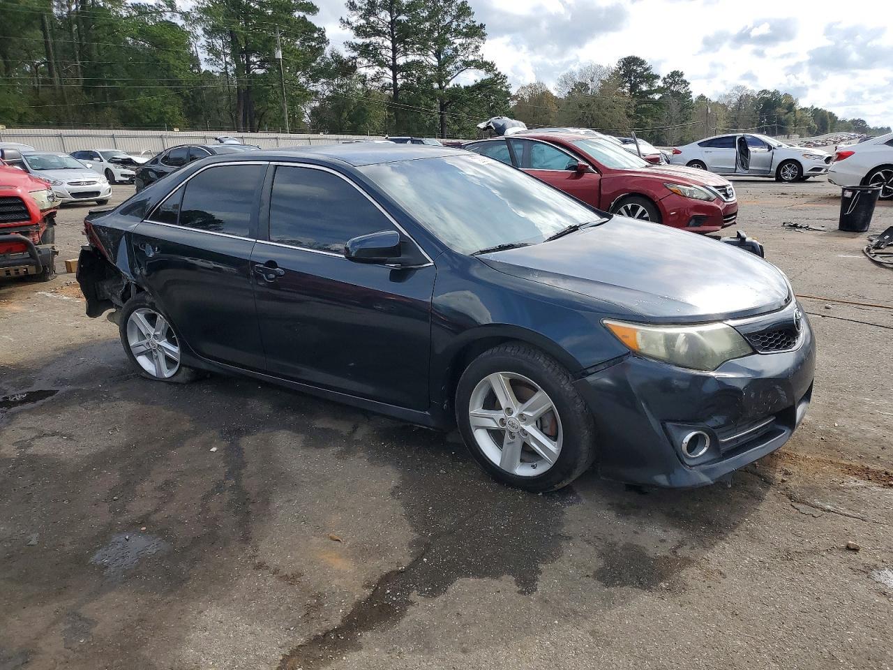 2012 TOYOTA CAMRY