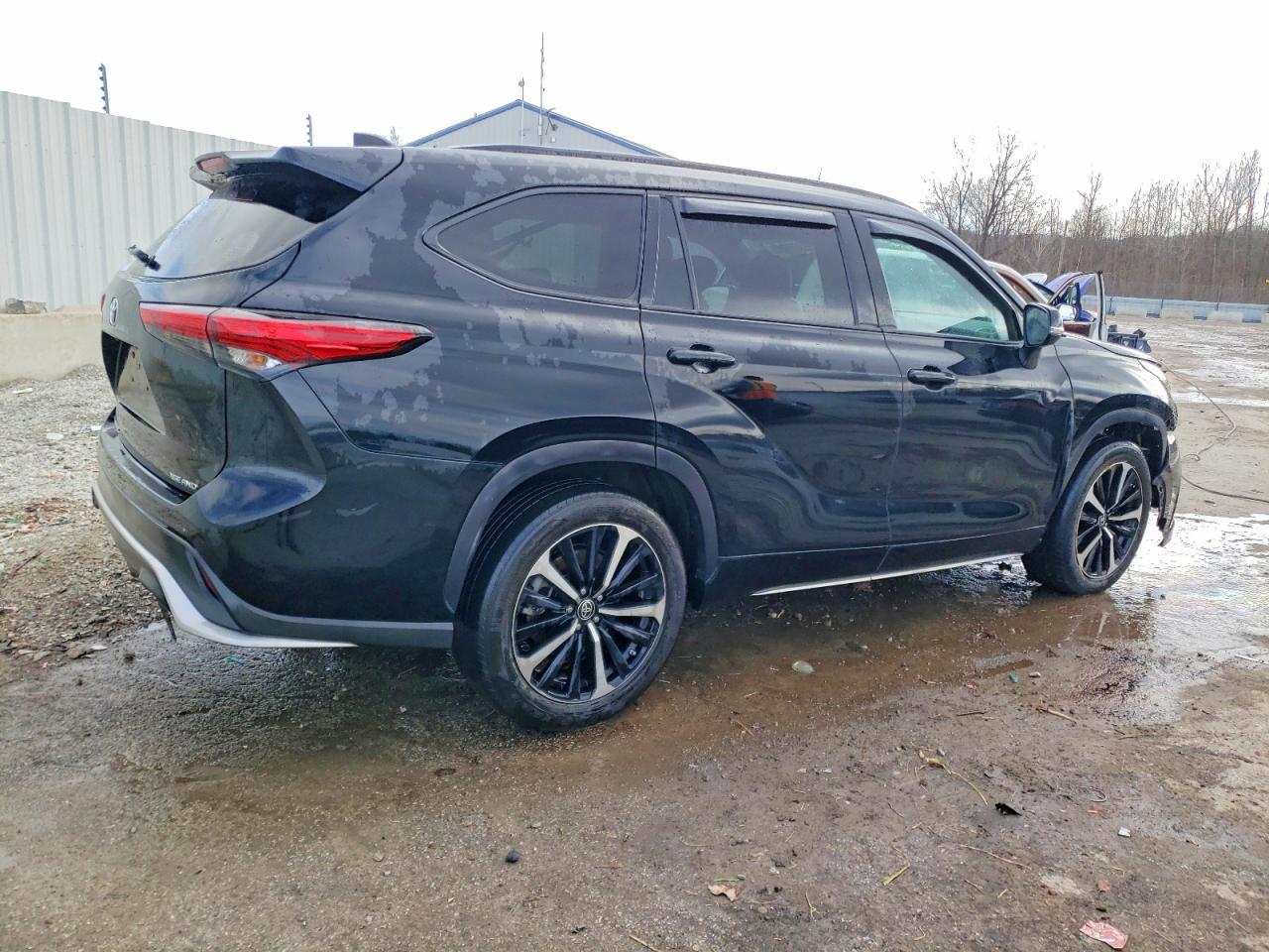 2021 TOYOTA HIGHLANDER