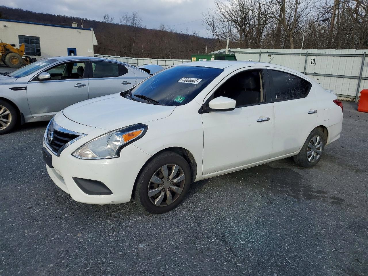 2016 NISSAN VERSA