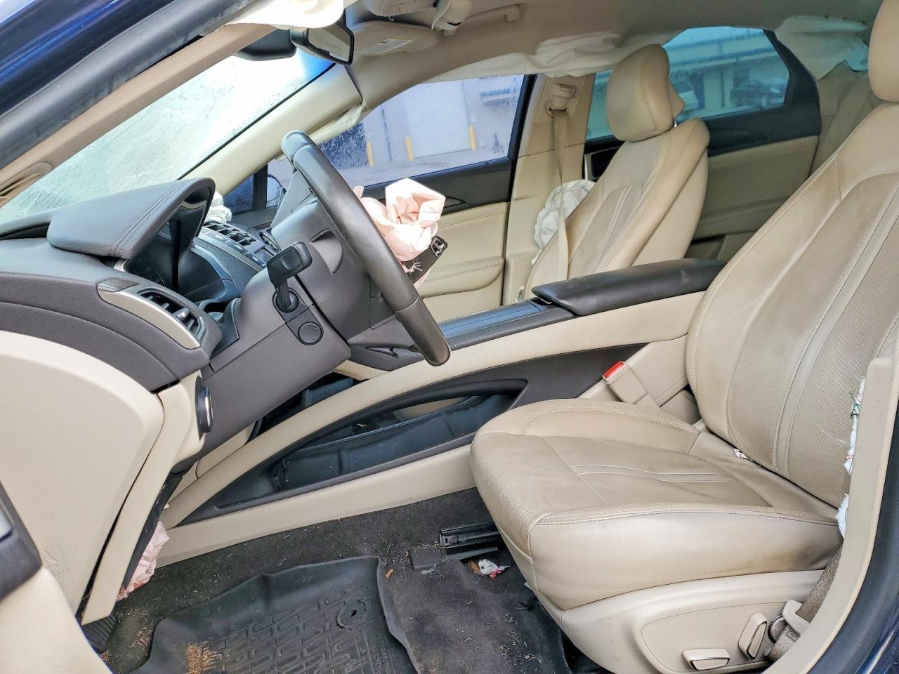 2017 LINCOLN MKZ
