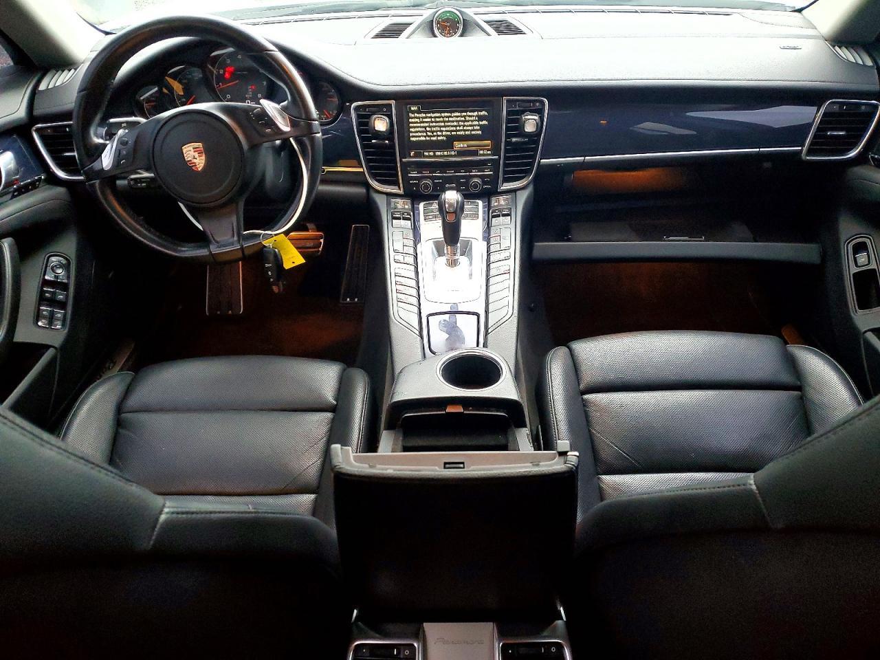 2014 PORSCHE Panamera