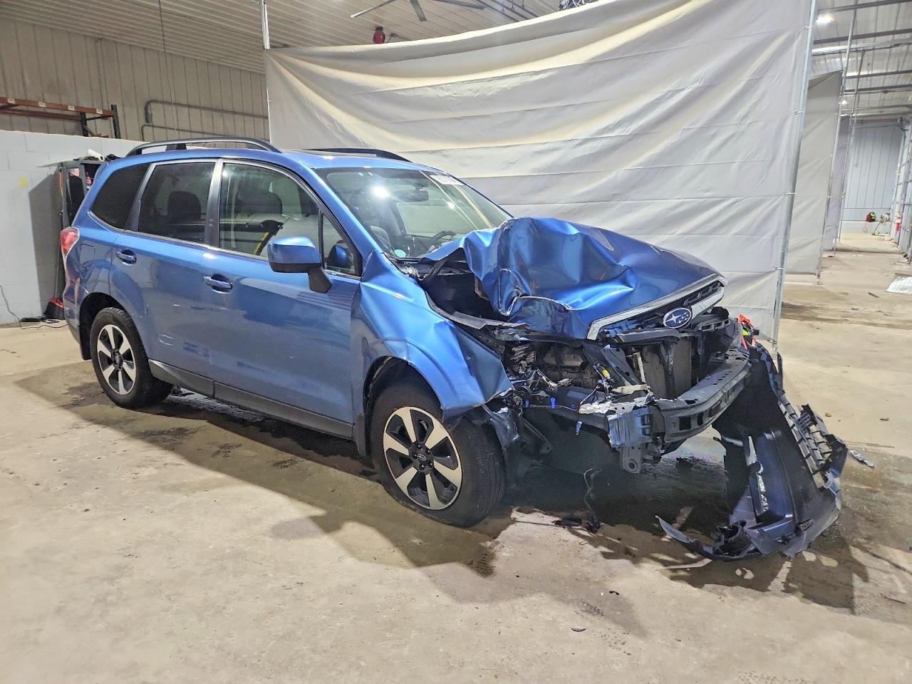 2017 SUBARU FORESTER