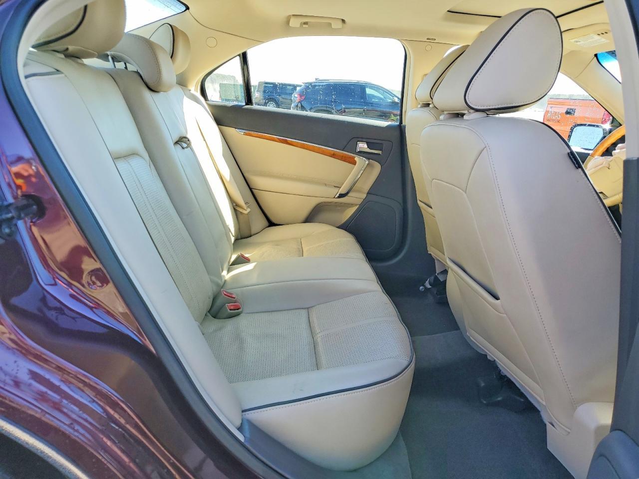 2011 LINCOLN MKZ