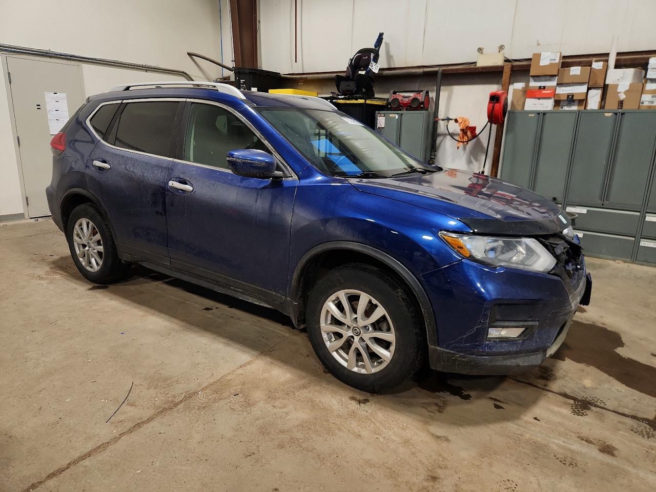 2017 NISSAN ROGUE