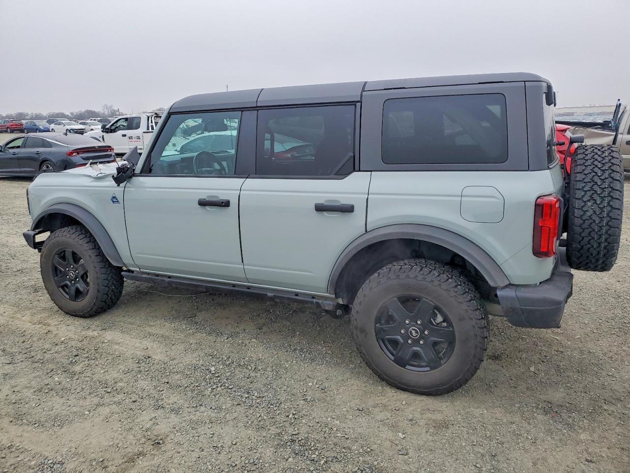 2023 FORD Bronco