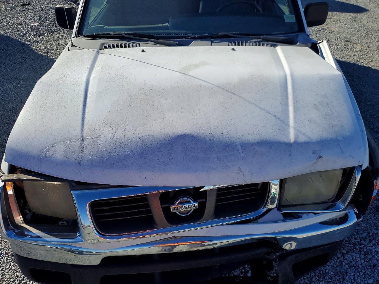 2000 NISSAN Frontier