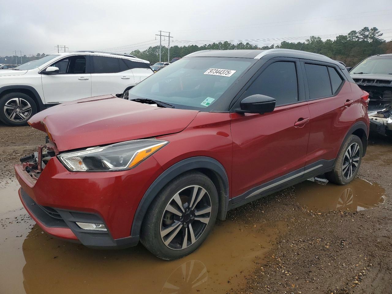 2018 NISSAN KICKS