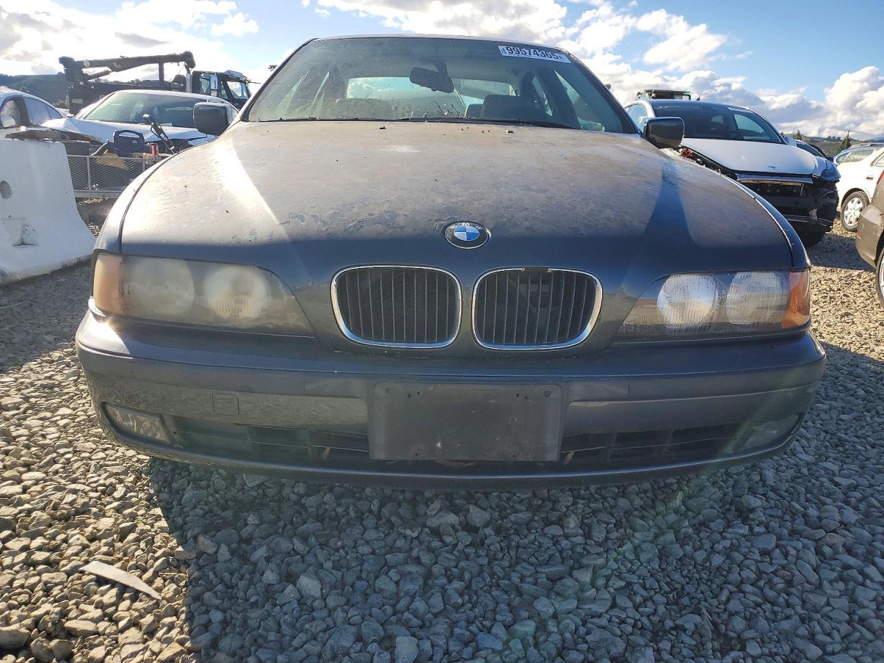 2000 BMW 5 series