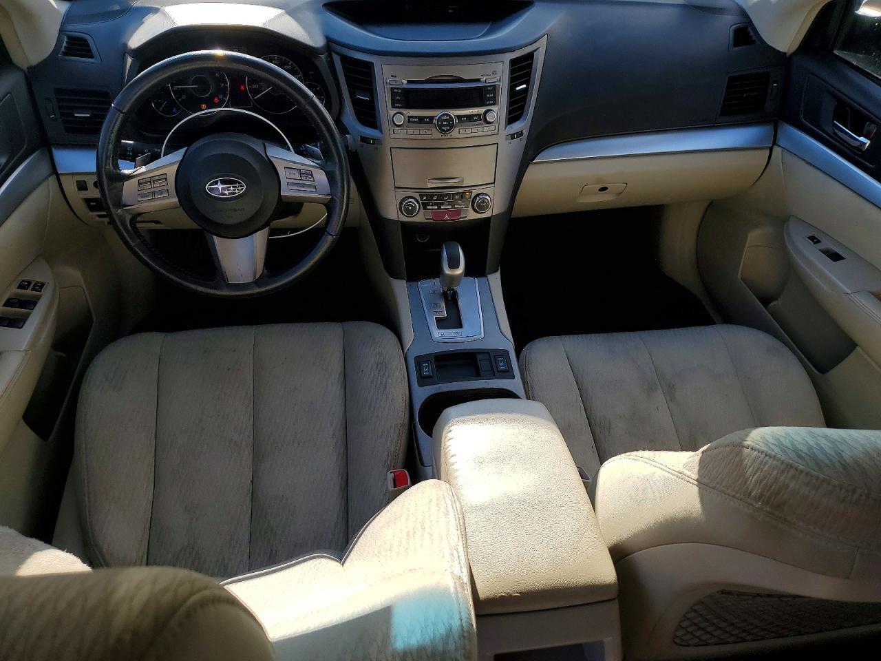 2010 SUBARU Outback