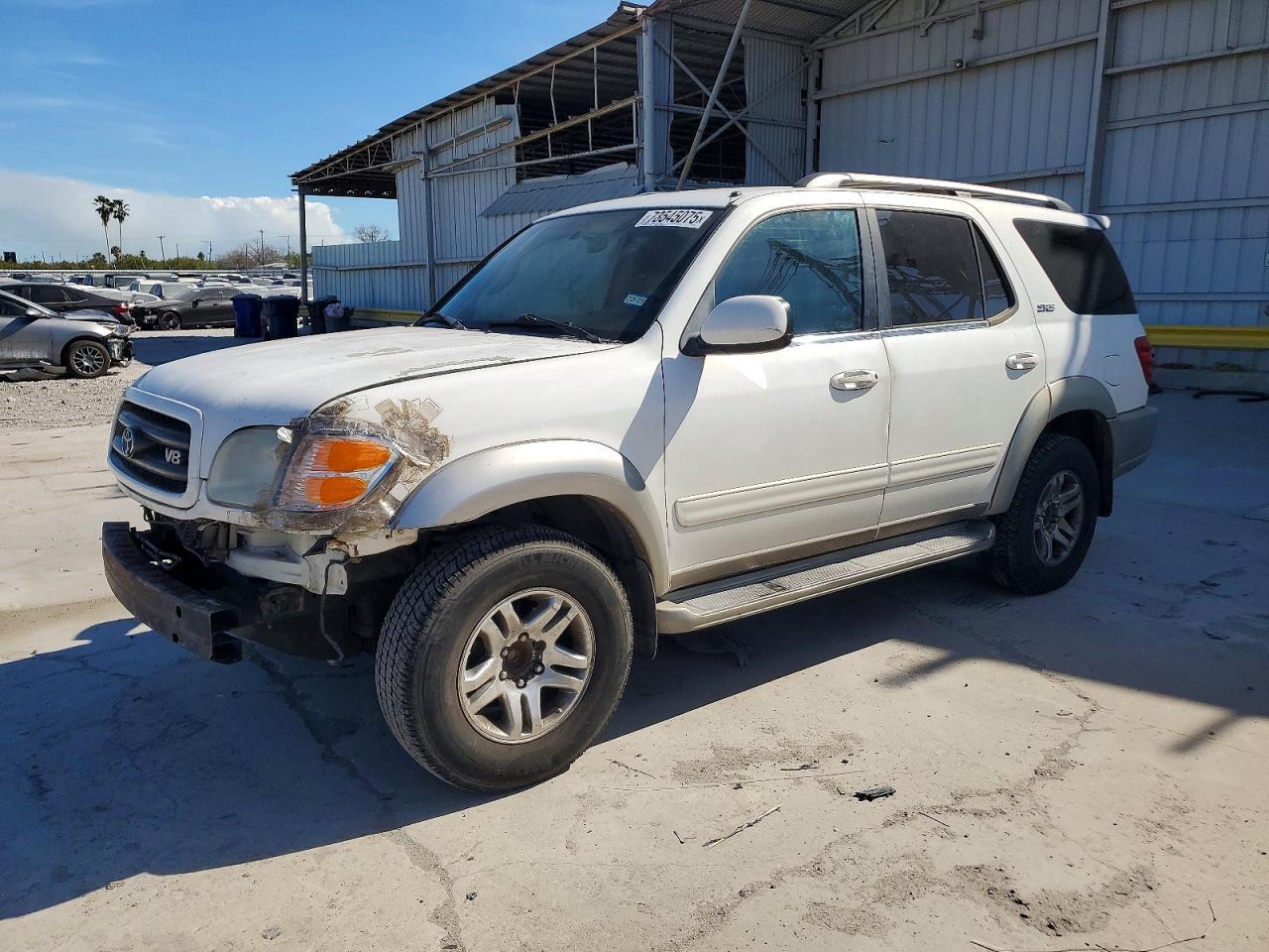 2004 TOYOTA Sequoia