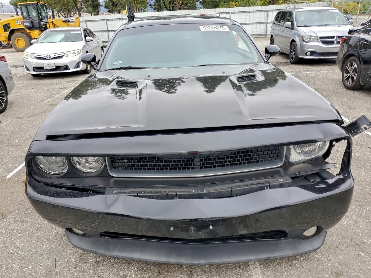 2012 DODGE Challenger