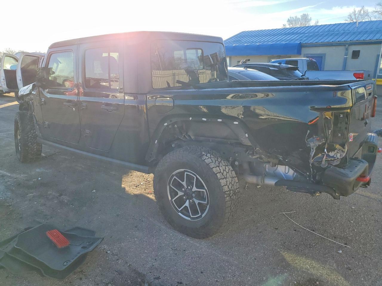 2024 JEEP Gladiator