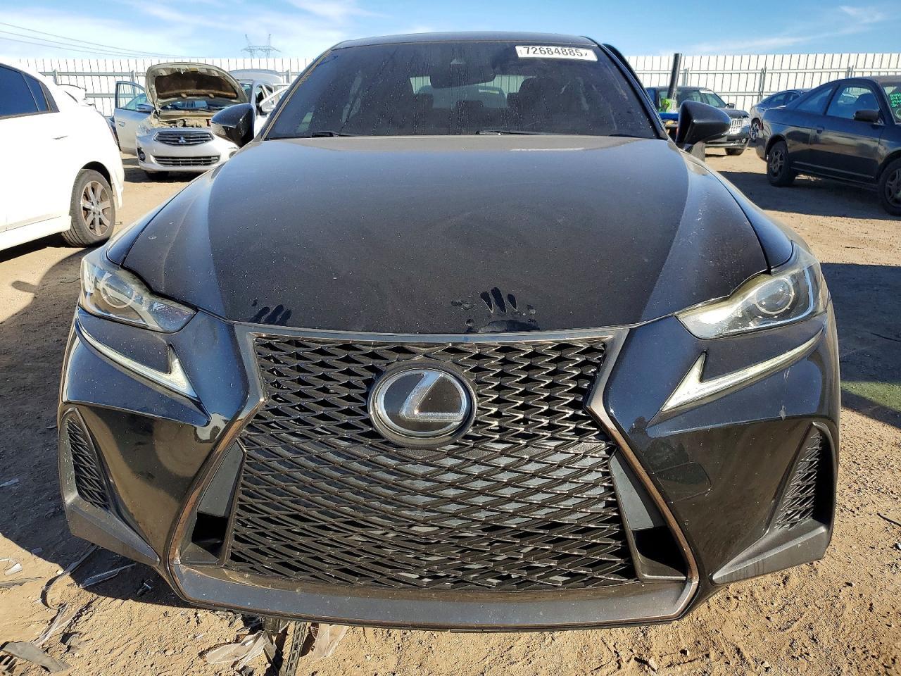 2017 LEXUS IS 200t