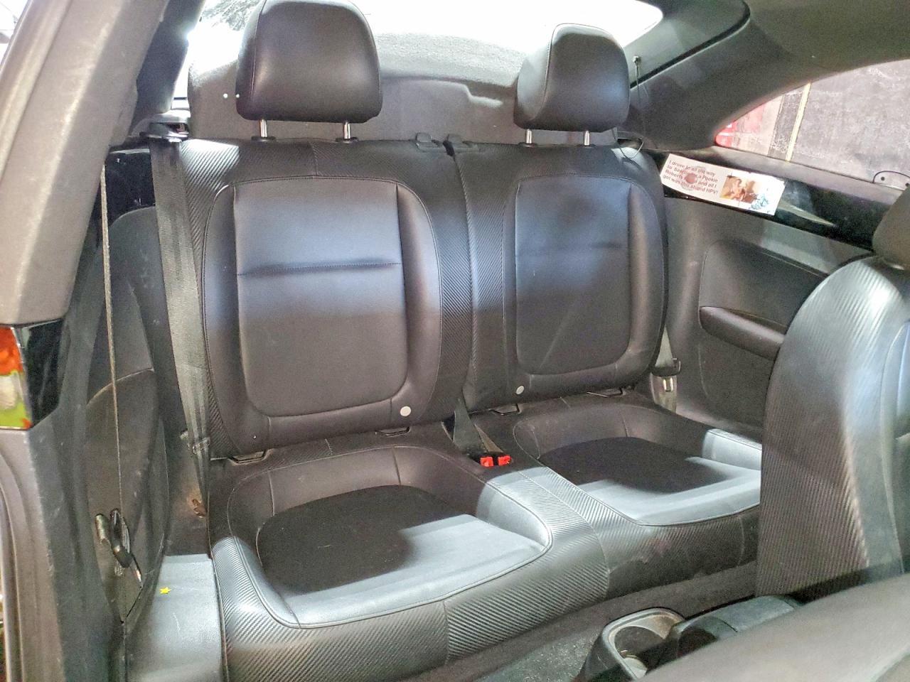 2012 VOLKSWAGEN Beetle