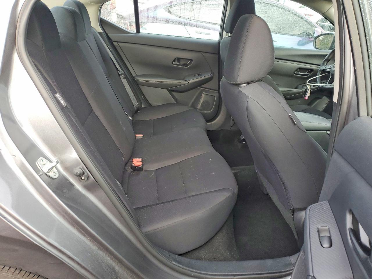 2024 NISSAN SENTRA