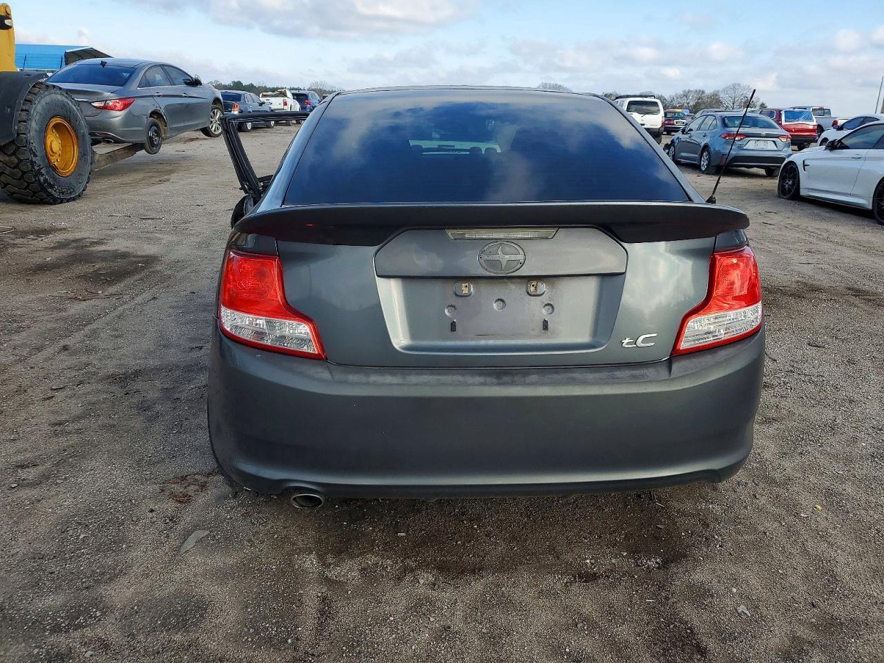 2013 TOYOTA SCION