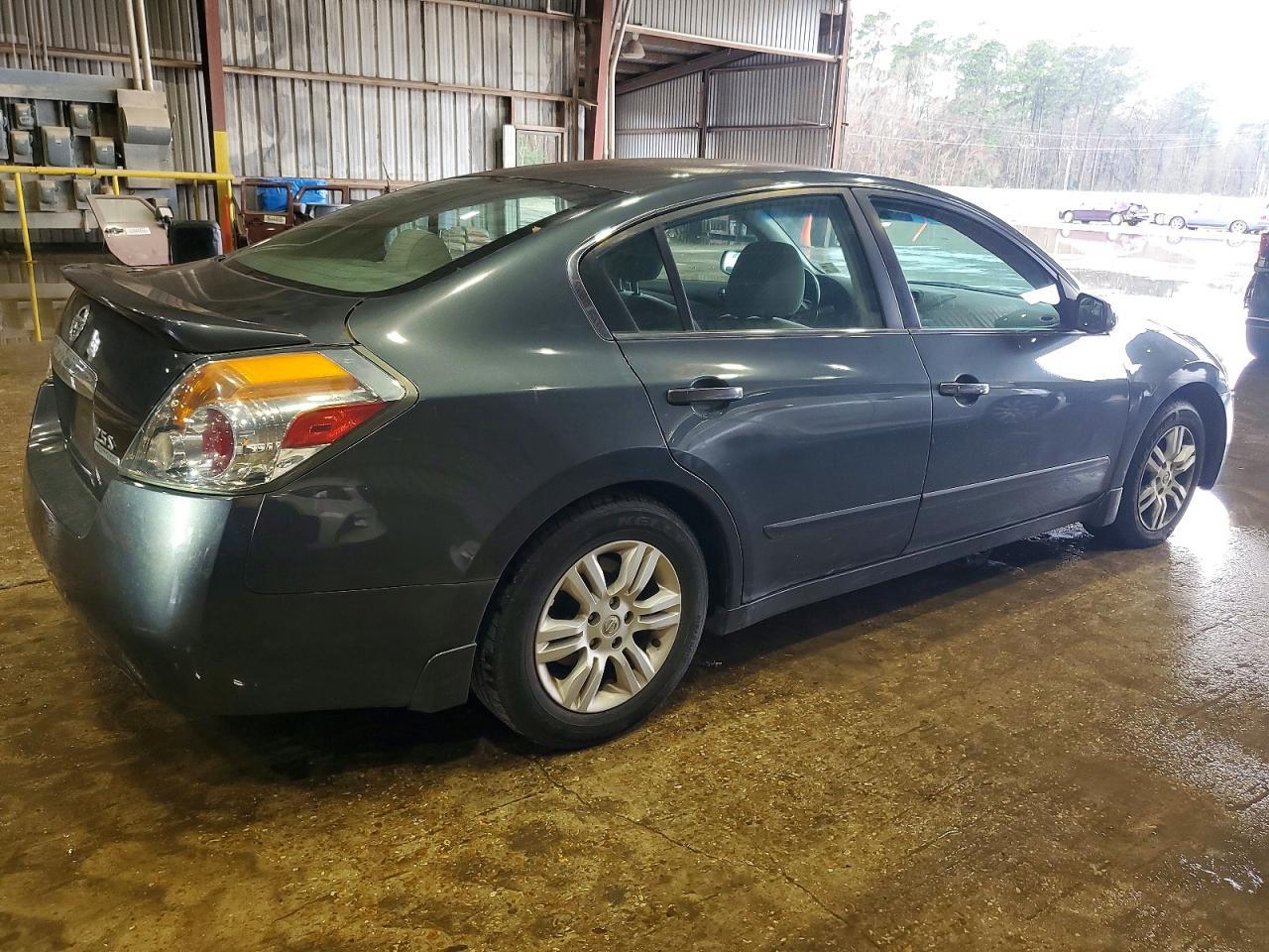 2011 NISSAN ALTIMA