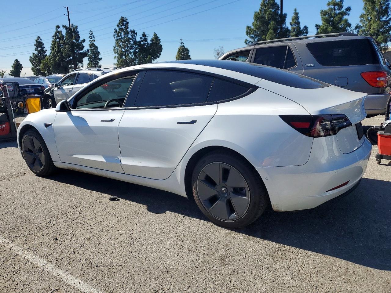 2021 TESLA MODEL 3