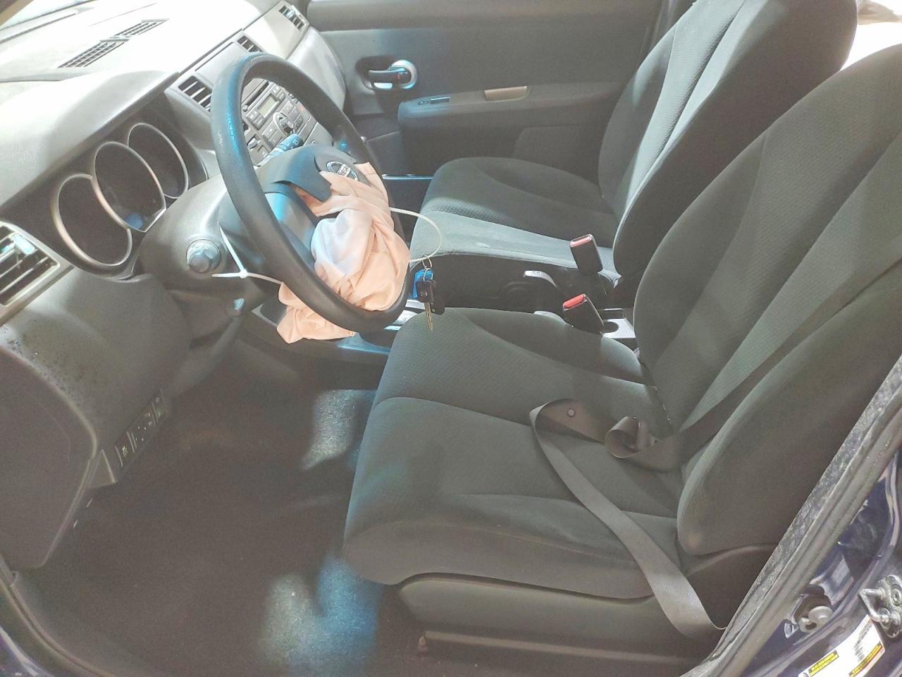 2012 NISSAN VERSA