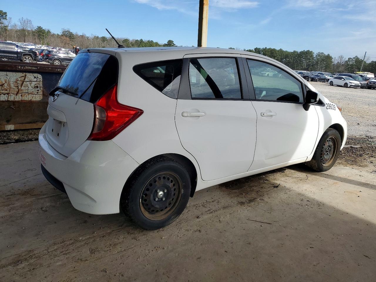 2018 NISSAN Versa Note