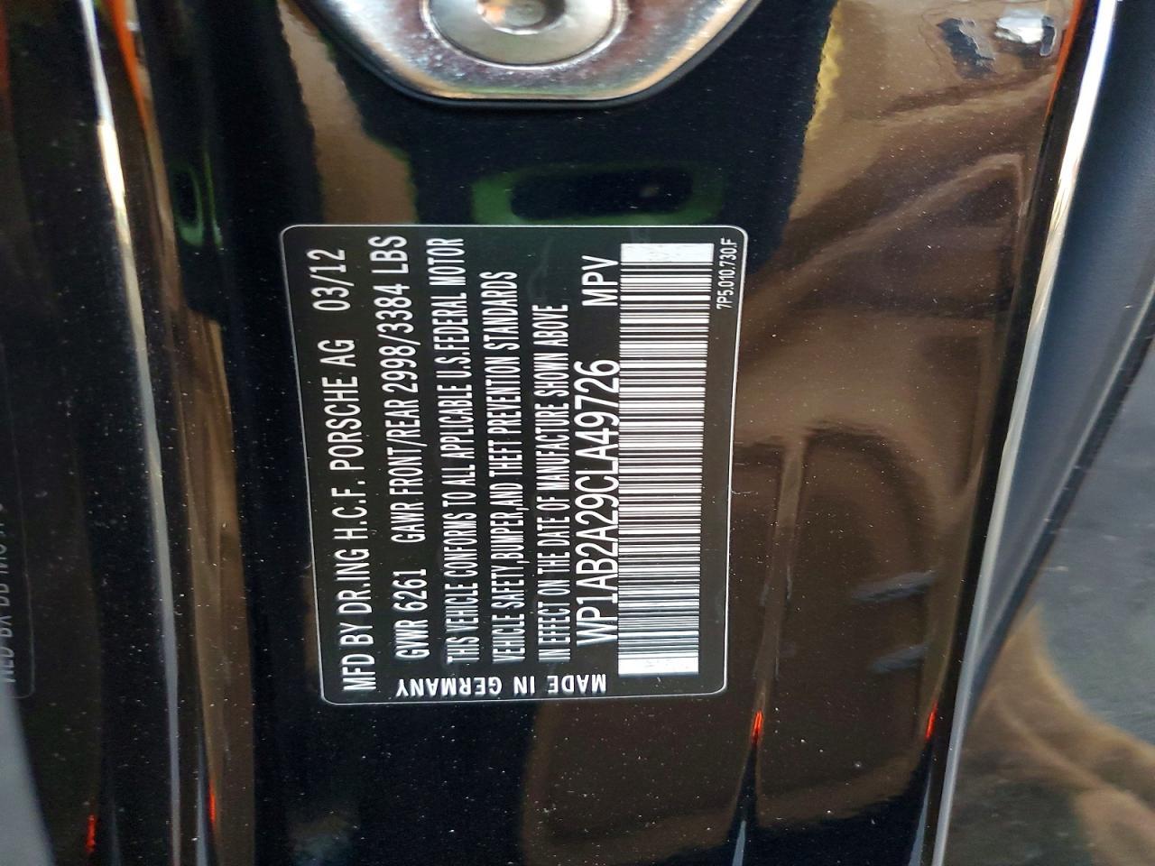 2012 PORSCHE CAYENNE