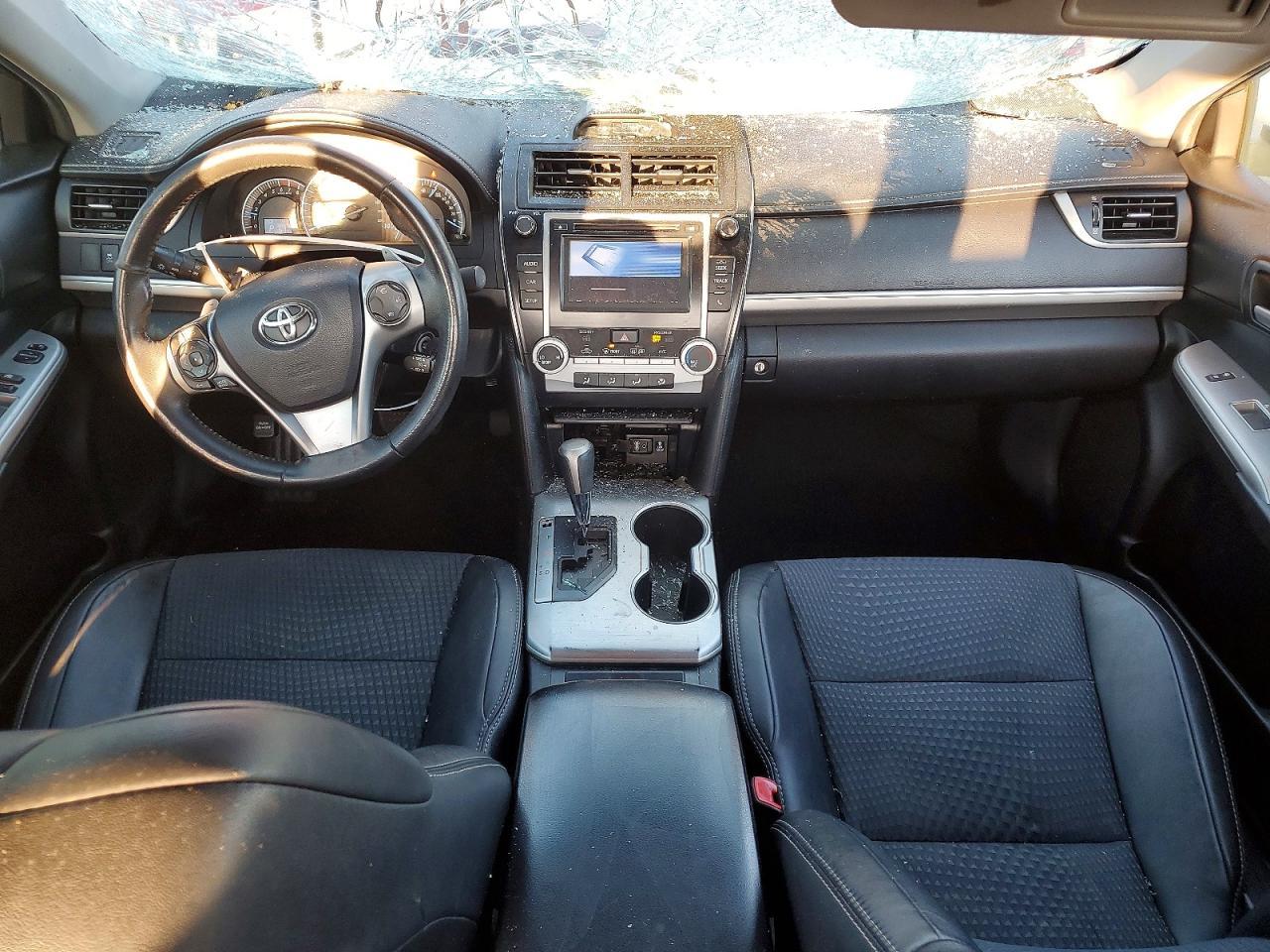 2014 TOYOTA CAMRY