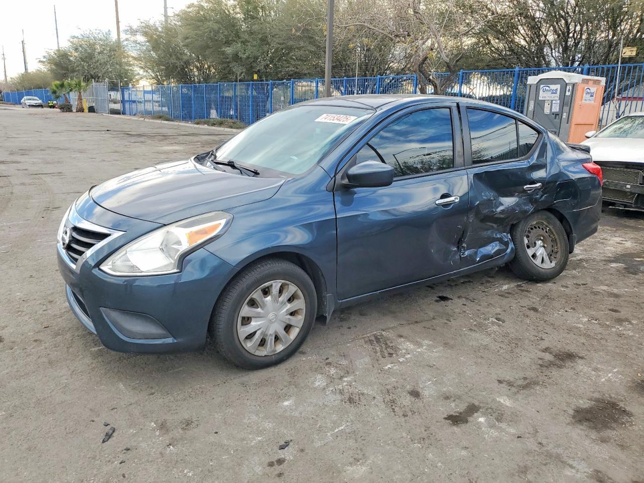 2015 NISSAN VERSA