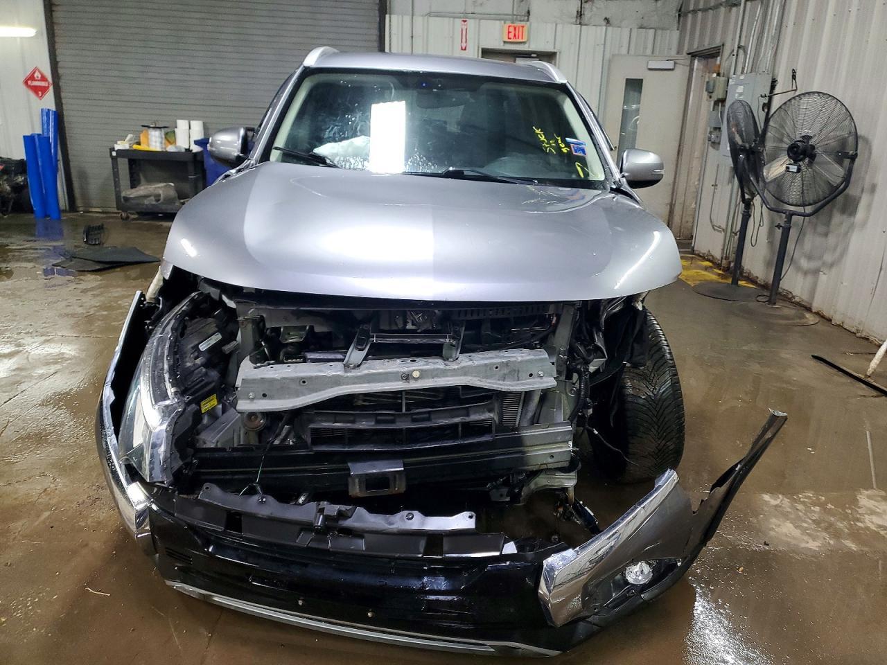 2019 MITSUBISHI outlander