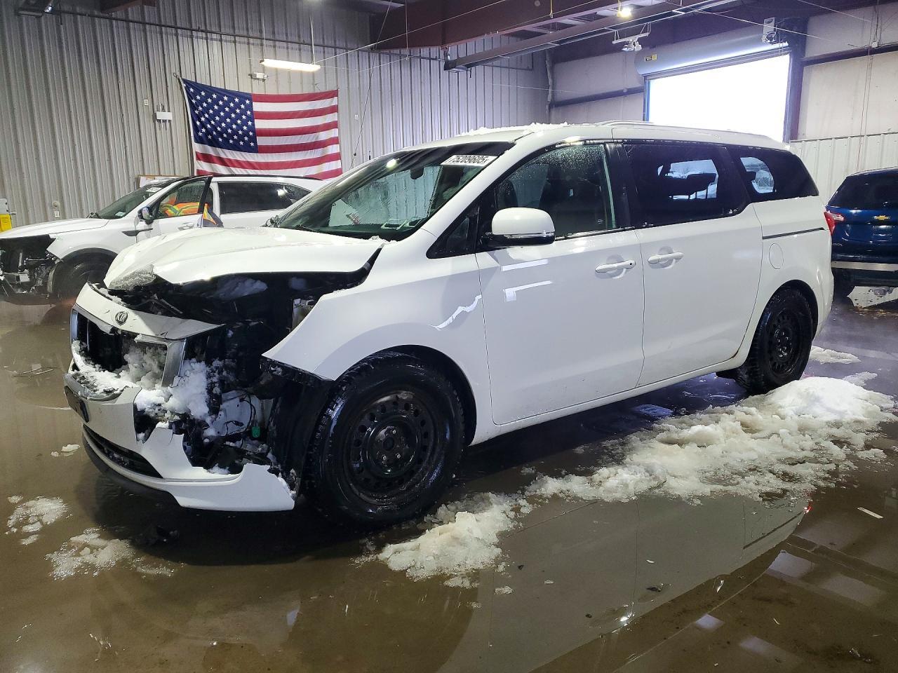 2017 KIA SEDONA