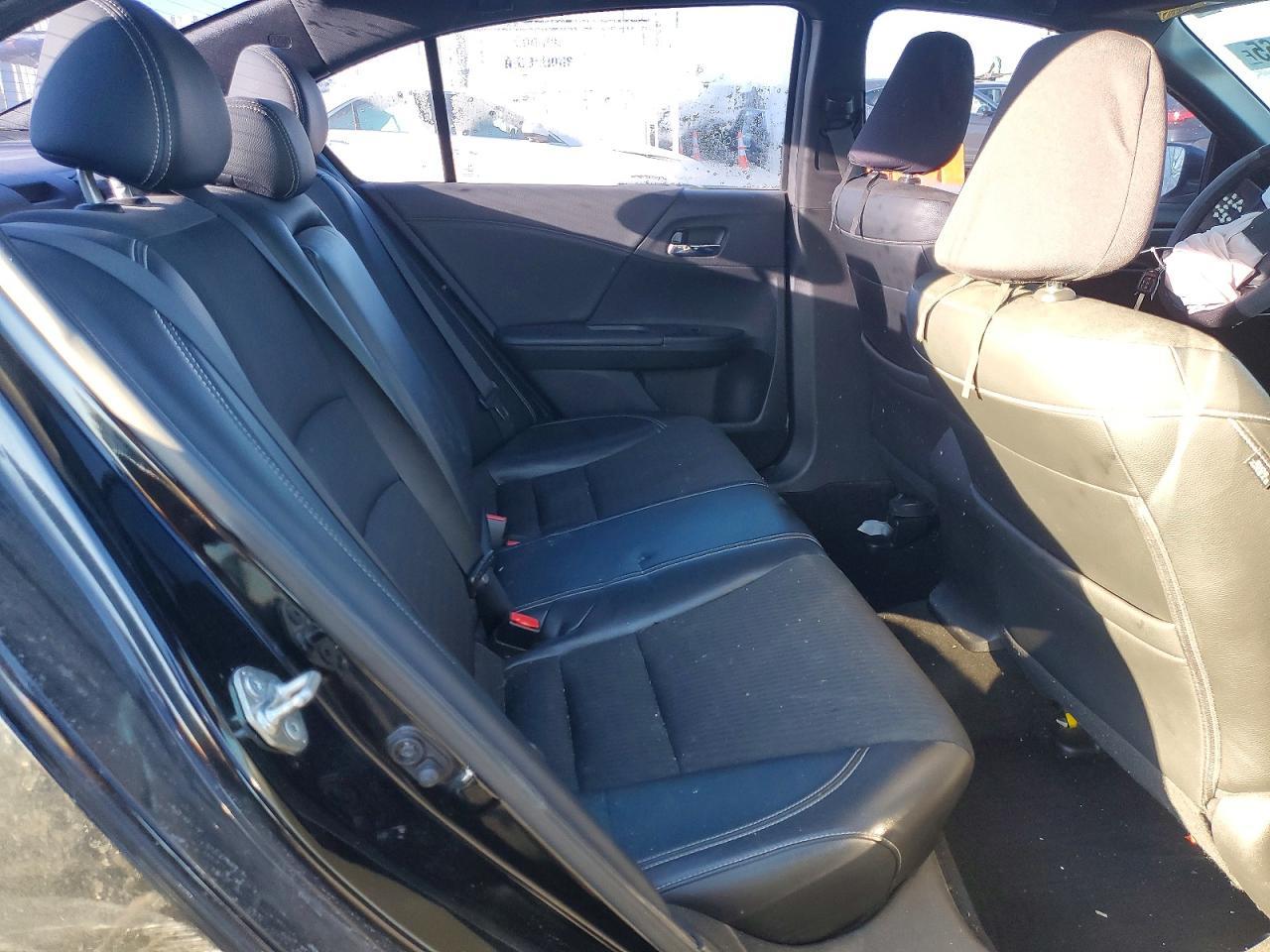 2017 HONDA ACCORD