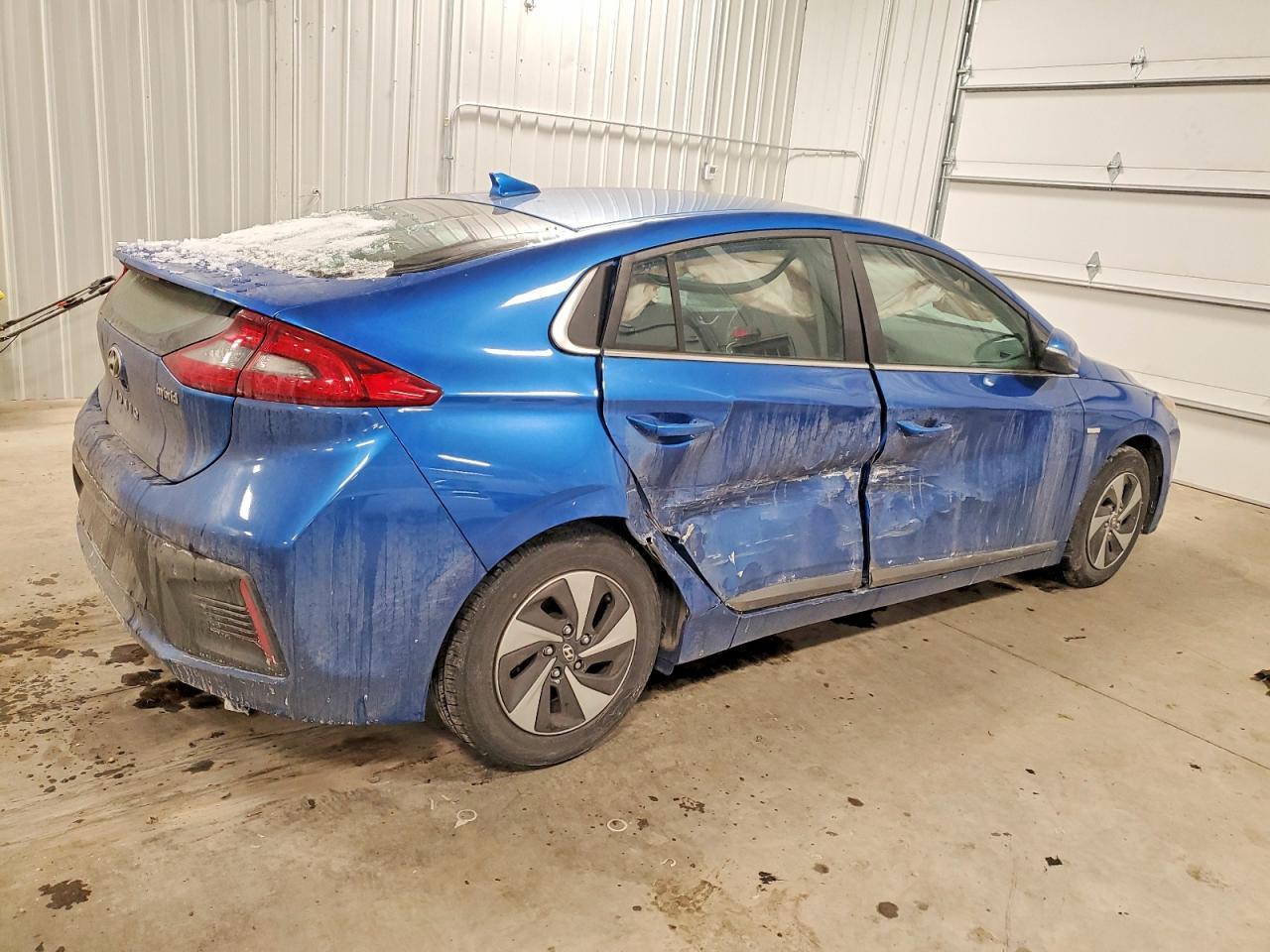 2017 HYUNDAI Ioniq