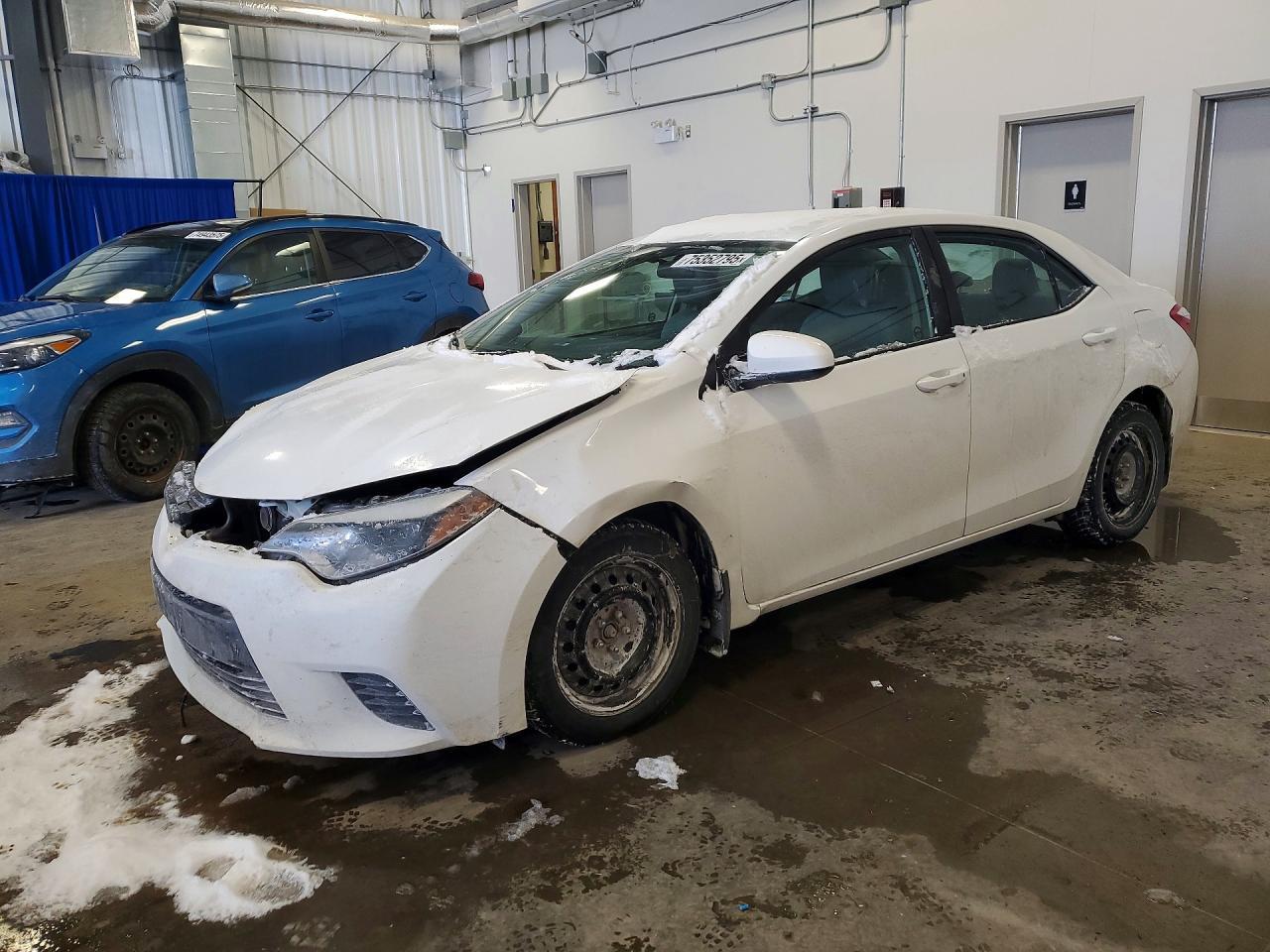 2016 TOYOTA COROLLA