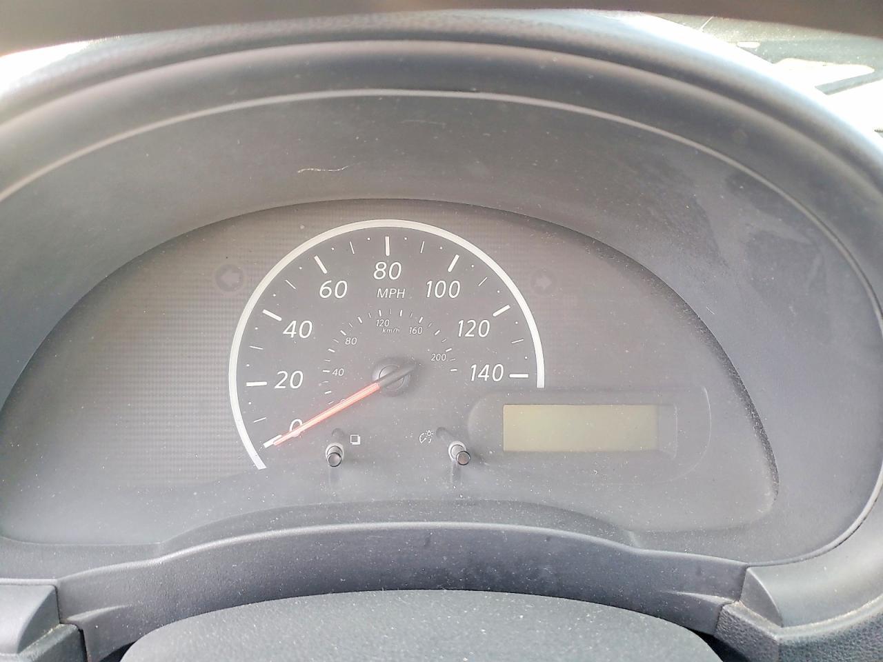 2013 NISSAN VERSA
