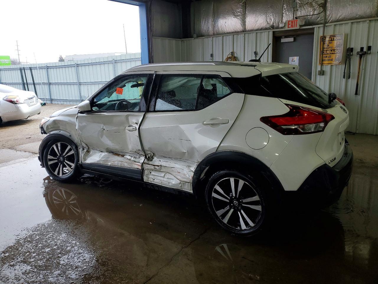 2018 NISSAN KICKS