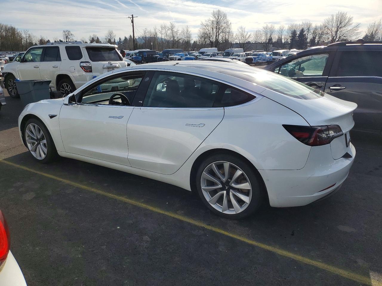 2020 TESLA MODEL 3
