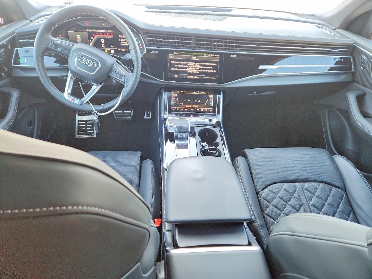 2024 AUDI SQ8