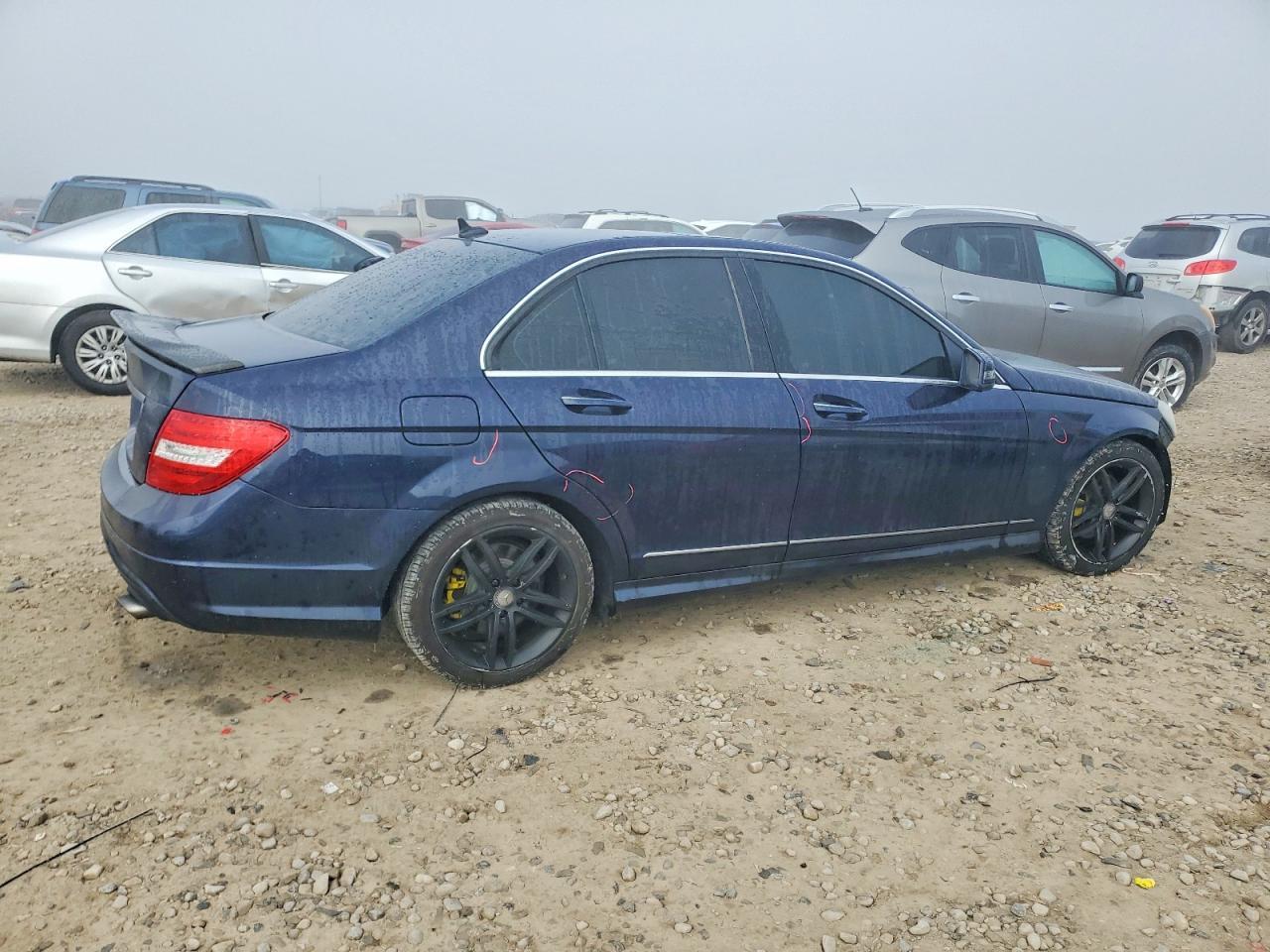 2012 MERCEDES-BENZ C-CLASS