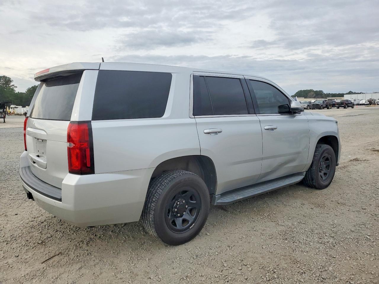2016 CHEVROLET Tahoe