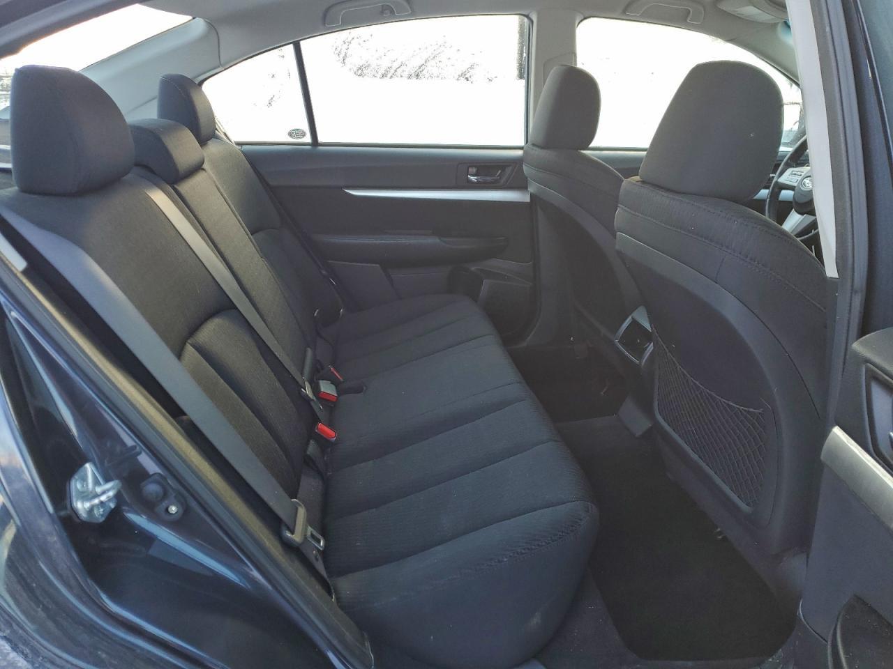 2010 SUBARU Legacy