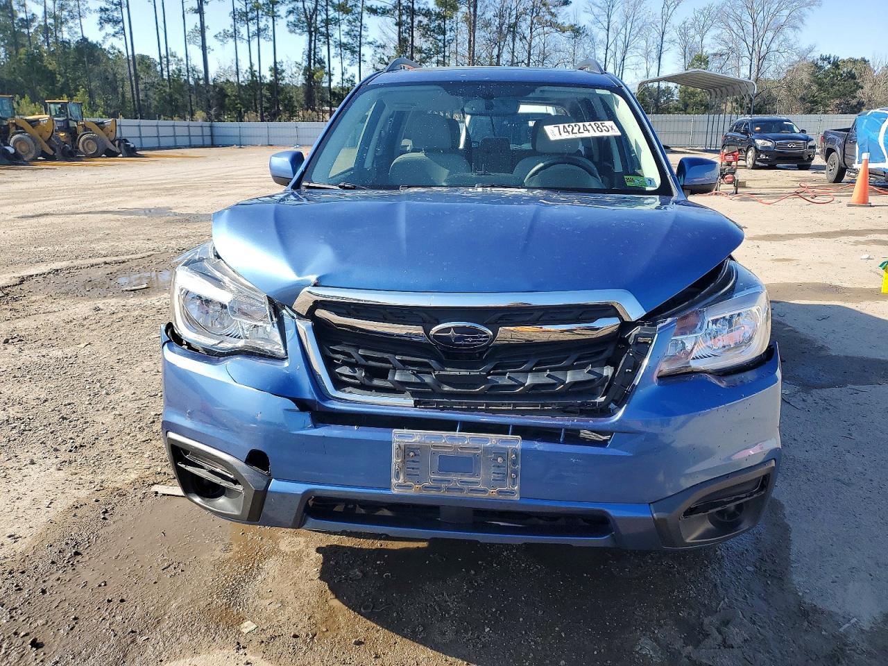 2017 SUBARU FORESTER