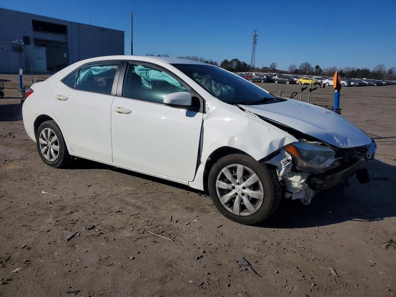 2015 TOYOTA COROLLA