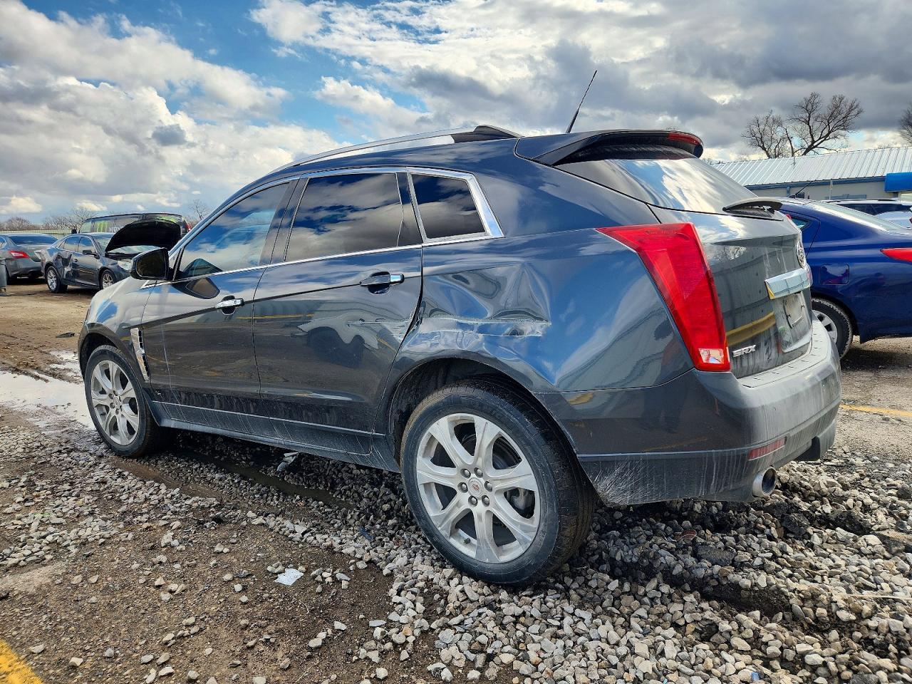 2010 CADILLAC SRX
